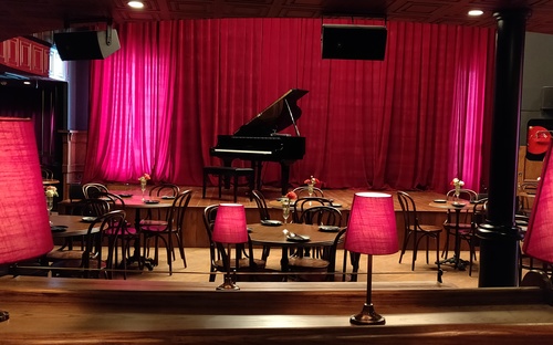 The Piano Man Jazz Club, India thumbnail image