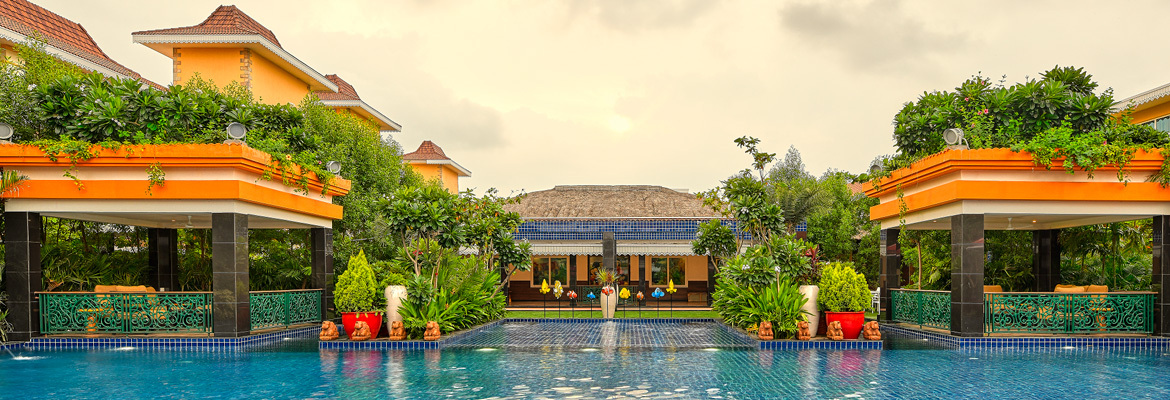 MAYFAIR Lake Resort, India Banner