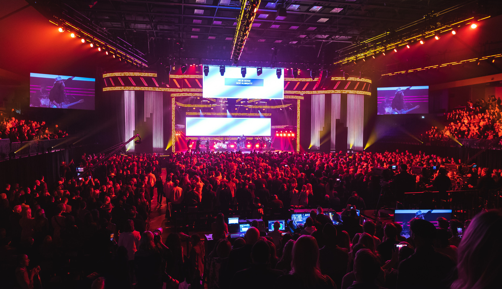 Gospel Music Association Dove Awards, Nashville Banner