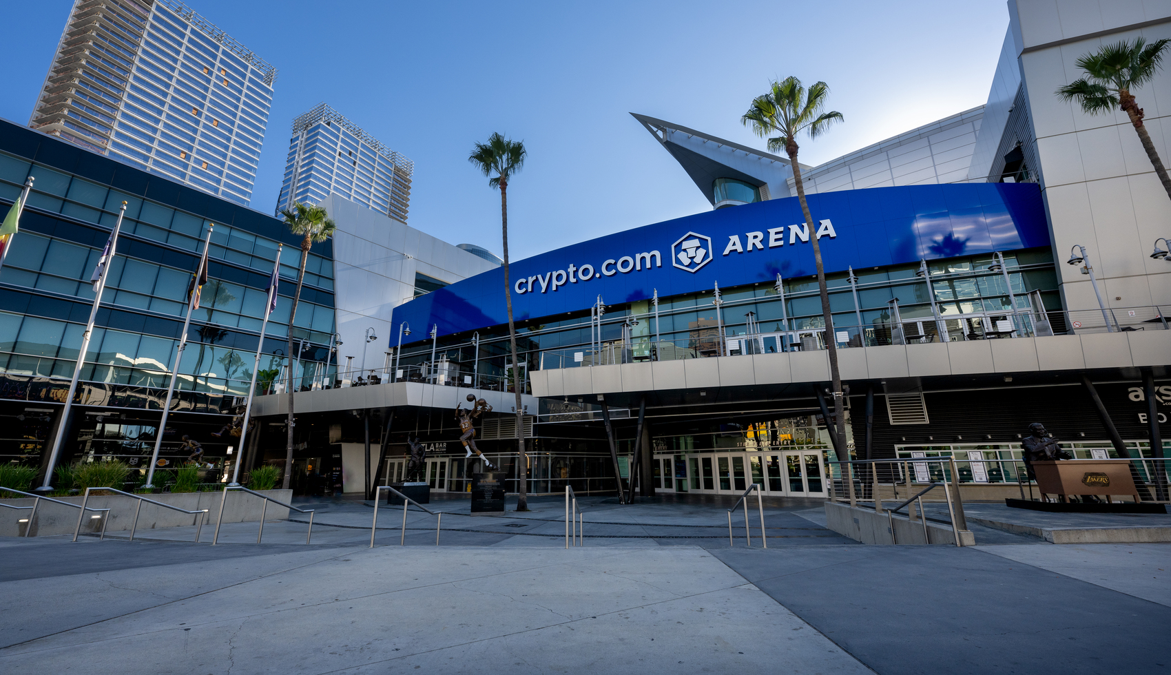 Crypto.com Arena, Los Angeles Banner