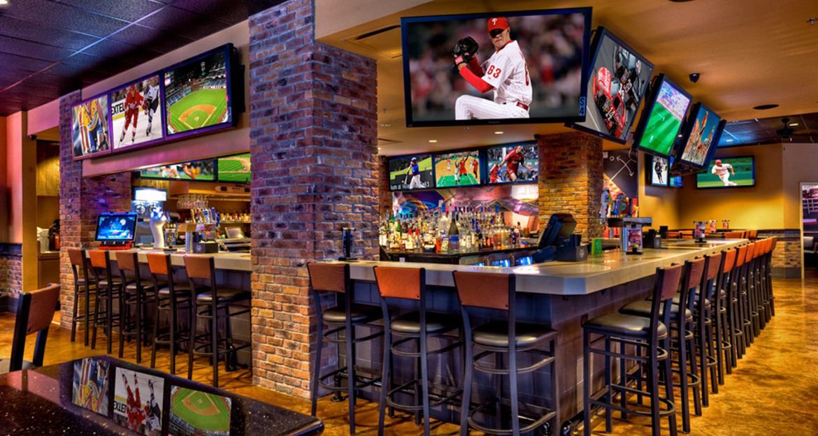 Frankie's Sports Bar, Texas Banner